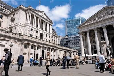 配资公司100强 英国央行 降息25个基点